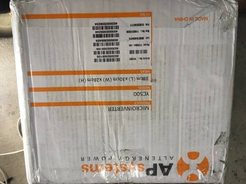 APsystems (YC500A) Solar Microinverter
