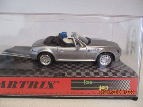1/32 SCALE CARTRIX SLOT CAR BMW Z3