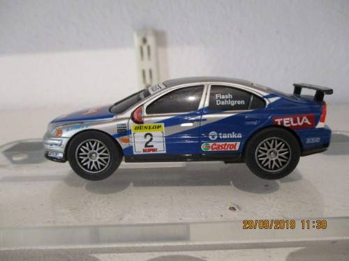 1/43 SCALE CARRERA SLOT CAR VOLVO
