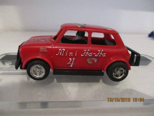 1/32 SCALE SCALEXTRIC SLOT CAR MINI HA-HA