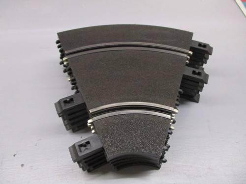 1/32 SCALE NINCO CORNERS R1 X7