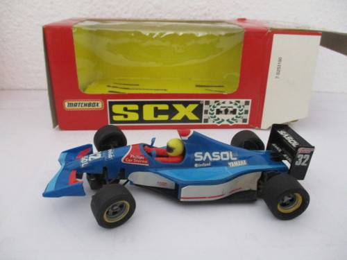1/32 SCALE SCX SLOT CAR F1 JORDAN (YAMAHA)