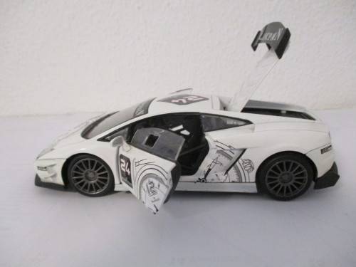 1/24 SCALE MONDO MOTORS DIE CAST LAMBBORGHINI GALLARDO