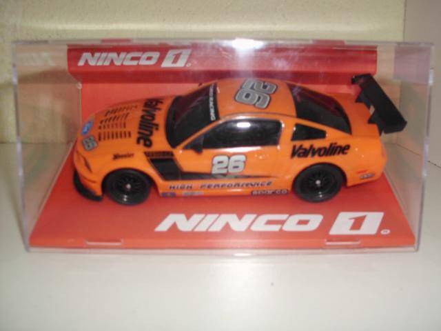 1:32 SCALE SLOT CAR - NINCO FORD MUSTANG "OHIO"