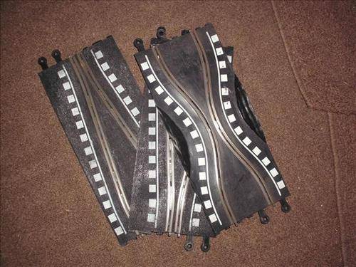 1:32 SCALE SLOT CAR TRACKS - SCALEXTRIC