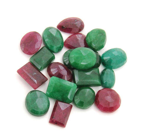 100 Cts Ruby and Emerald Gemstone Lot