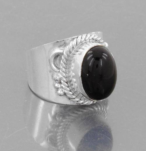 Designer 10.5 Gm Black Onyx Gemstone Silver Ring