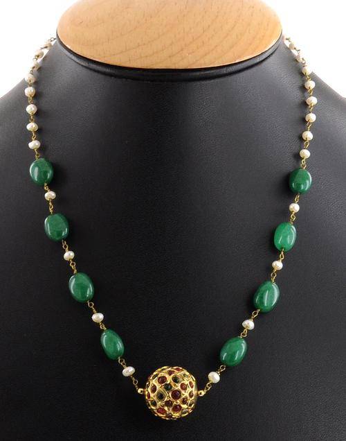 86 Ct Designer Pearl Wire Necklace with Emerald Beads