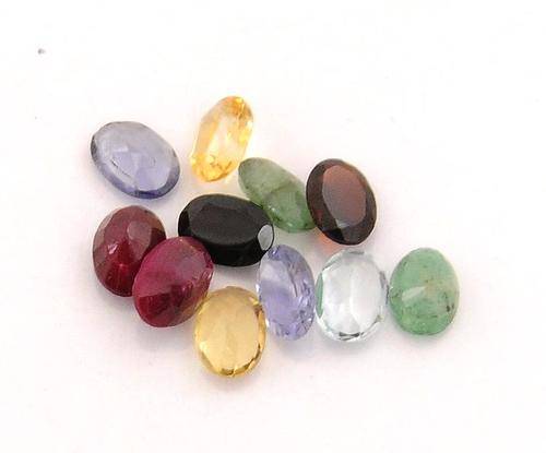 10 Carat Citrine, Ruby, Iolite, Emerald, Garnet and Blue Topaz Gemstone Lot