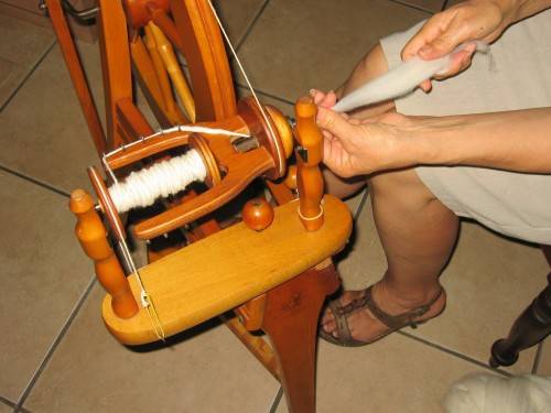 Ashford "Traditional" Spinning Wheel - NZ Origin