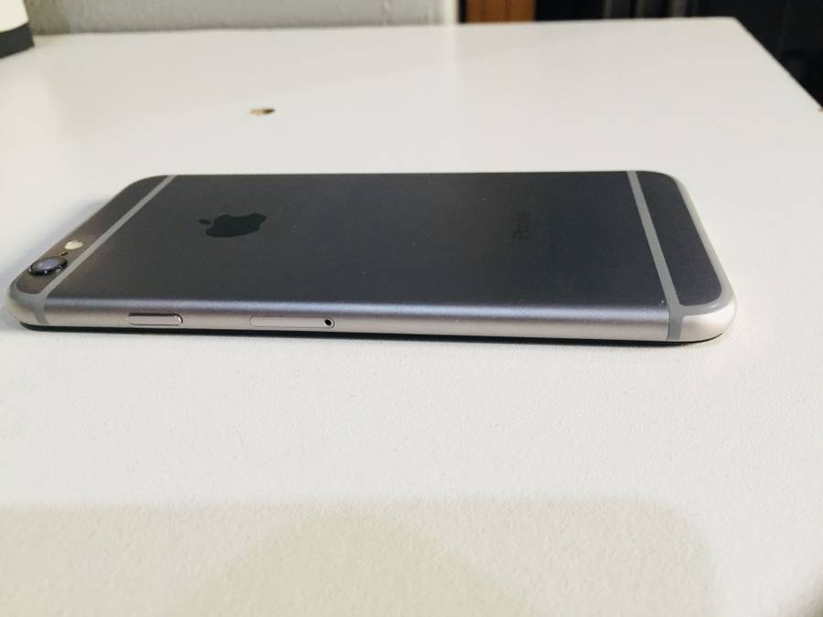 Apple iPhone 6  64GB  - Space Gray