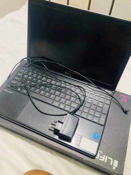 Laptop