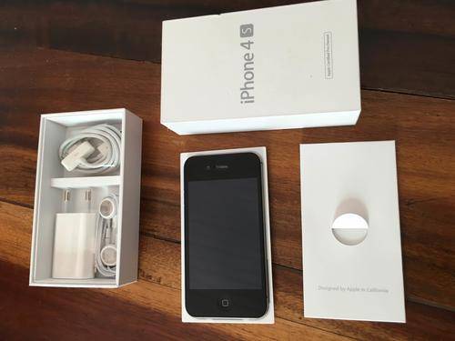 iPhone 4s 8GB with all accessories + free iPhone 4s 16GB