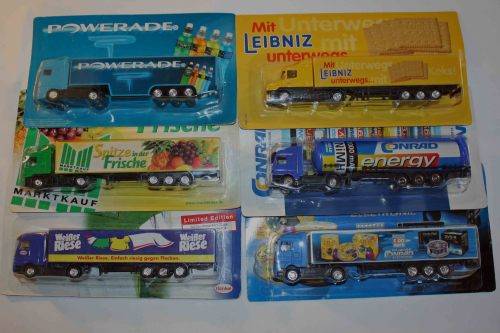 HO Scale Model Trucks (X6)