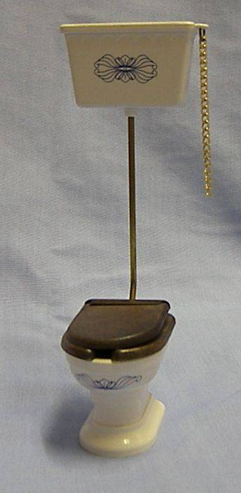 1/12th scale toilet with chain flusher