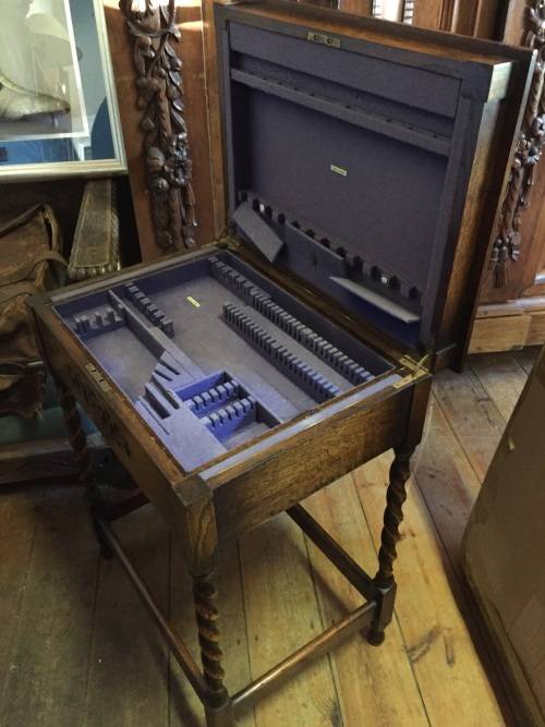 Oak Barley twist Cutlery Table ( 73 x 40 x 55 cm )