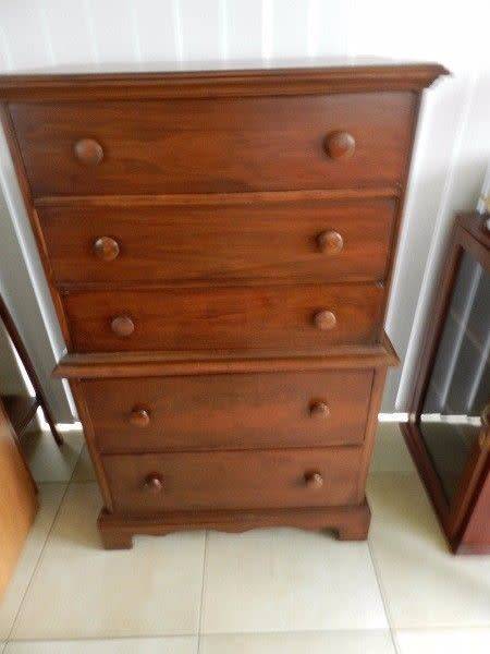 Vintage Walnut Chest on Chest  ( 132 x 82 x 50 cm )