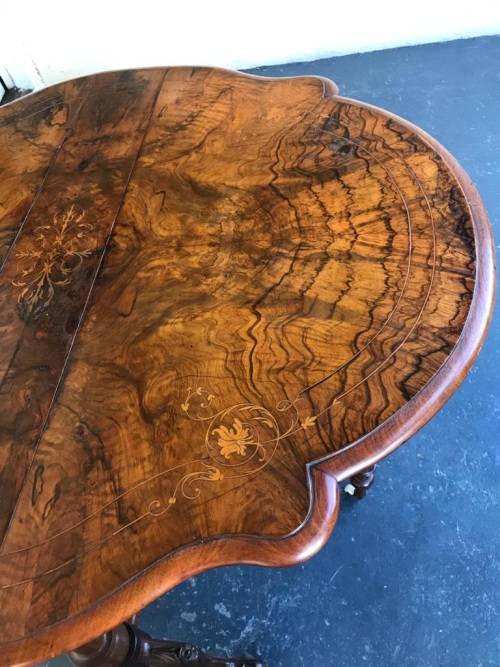 Beautiful Victorian Burr Walnut Sutherland Table circa 1890