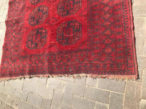 Orginal Persian Rug (155 x 176cm )