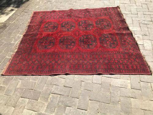 Orginal Persian Rug (155 x 176cm )