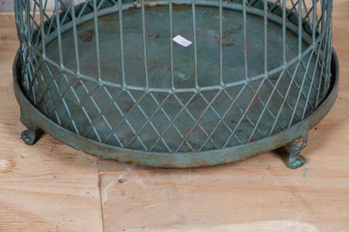 Beautiful Vintage Pair of Metal Birdcages ( 88 cm ) Bid per birdcage to take one or both