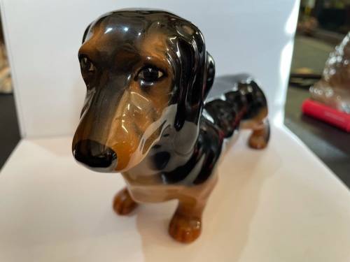 Daschund Beswick ( 23 x 14 cm )