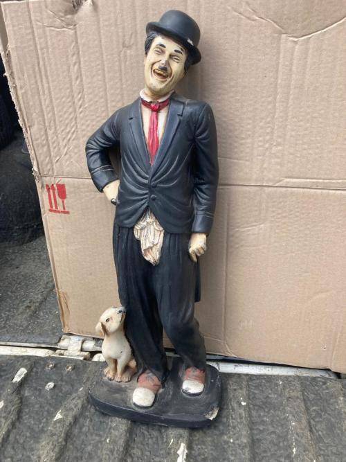 1 Charlie Chaplin Figurines made from Fibreglass ( 53 cm ) Bid per figurine to take 1