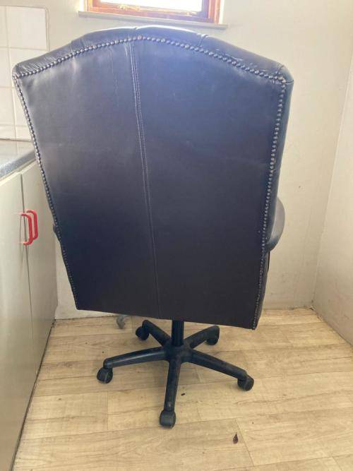 Vintage Leather Swivel Office Chair