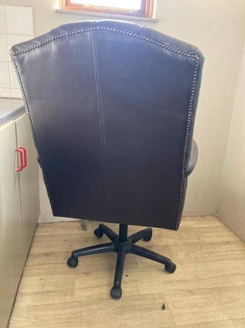 Vintage Leather Swivel Office Chair