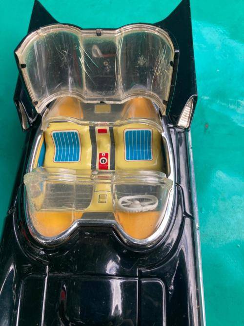Rare Tinplate Lincoln Futura Car in good condition ( 28 cm )