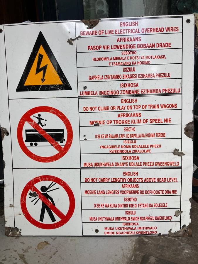 Rare Original Enamel SAR Sign in 5 Languages ( 70 x 60 cm )