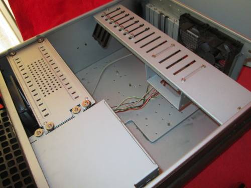 Rackmountable Server Case for Sale