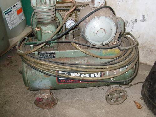 COMPRESSOR