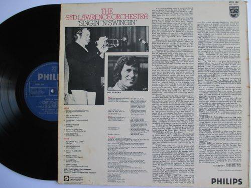 THE SYD LAWRENCE ORCHESTRA - SINGIN' 'N SWINGIN'  - UK / VG+ / EX