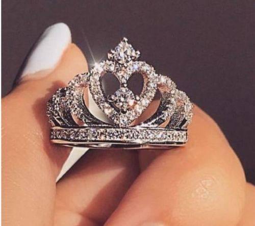 **New** Princess Crown Ring , Diamond Crystal 925 Silver Plated ~ Craze Auction  !