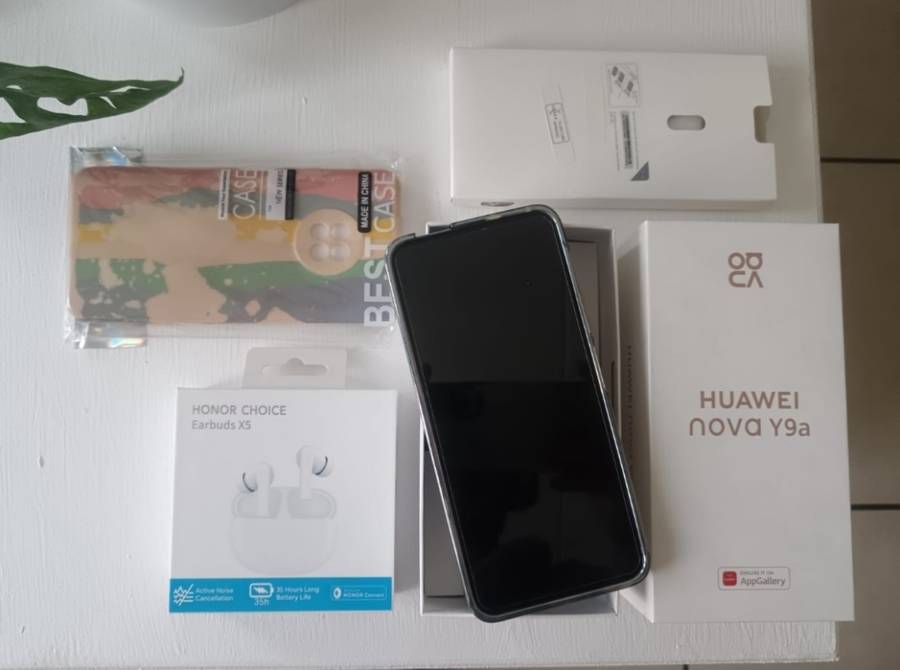 Huawei Nova Y9a 128GB LTE Dual SIM - Space Silver + Honor Earbuds X5