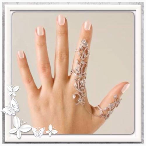 ***STUNNINGLY DIFFERENT***DIAMANTÈ GEMSTONE SILVER FASHION RING SIZE ADJUSTABLE