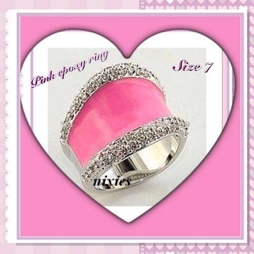 ***CRAZY HEART WEDNESDAYS*** STUNNING FEMININE PINK EPOXY RING - SIZE 7