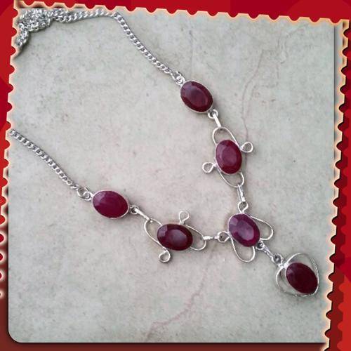 ***EXCEPTIONALLY BEAUTIFUL*** INDIAN RUBY QUARTZ .925 SILVER NECKLACE