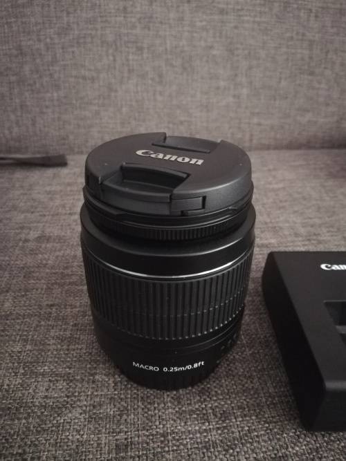 CANON EOS 2000D - Starter kit