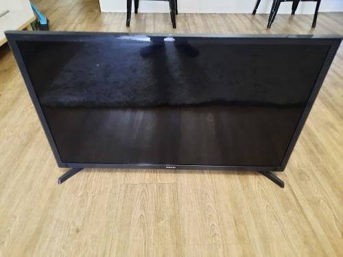 Samsung Smart HD TV 32`