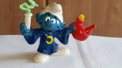 1979 SCHLEICH MODEL 20116 - ALCHEMIST SMURF - BULLLY PEYO MADE IN GERMANY