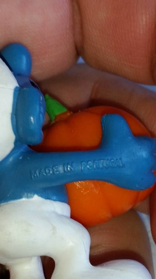 1981 SCHLEICH 20136 - PUMPKIN SMURF - SCHLEICH PEYO - W. BERRRIE & CO.  -  MADE IN PORTUGAL