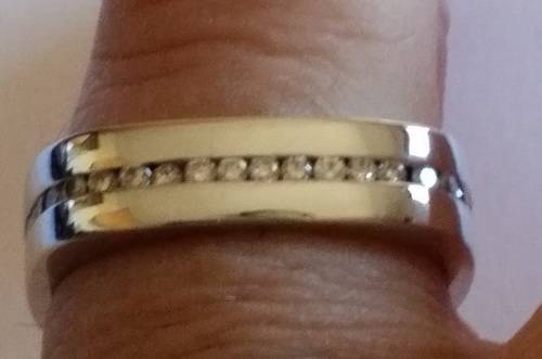 NO RESERVE, NO BUY NOW, HIGHEST BIDDER WINS  - 18ct WHITE GOLD MEN'S  DIAMOND  RING - 0.83 ct