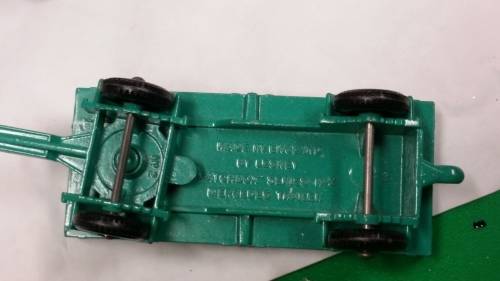 1965 - MATCHBOX LESNEY - SERIES 2 - MERCEDES BENZ TRAILER - MINT IN BOX AND LOOSE TRAILER