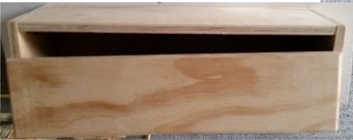 WOODEN BOX - STONG AND HIGH QUALITY WITH INSERT FOR 20 SLABS - NGC COINS