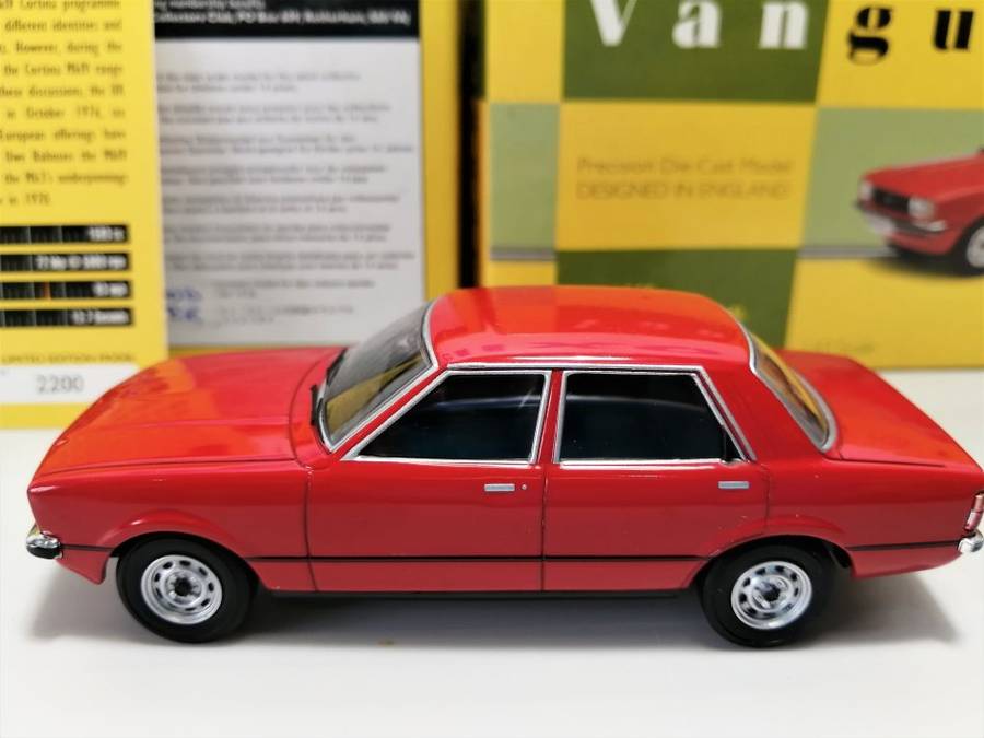 Ford Cortina Diecast Vanguards 1970 Mk 4 Venetian Red Scale 1/43