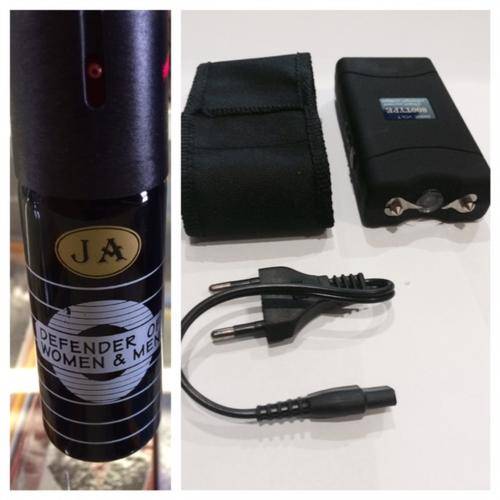 SELF DEFENSE KIT - STUNT GUN AND PEPPER SPRAY