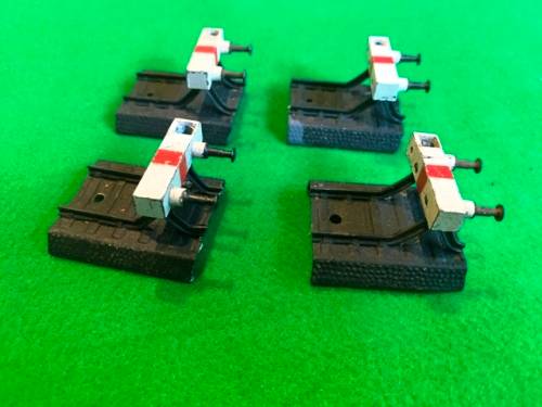 MARKLIN M STOP BLOCKS. LOT OF 4 IN ONE LOT. HO.