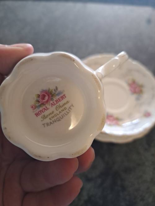 Royal Albert Tranquility Trio